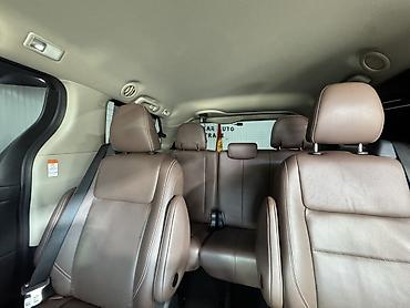 сиенна 2012: Toyota Sienna: 2019 г., Минивэн — 6