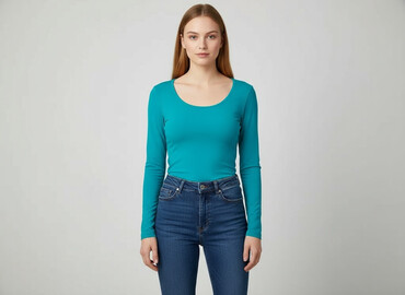 bluzki z odkrytym brzuchem: Women's blouse, size M