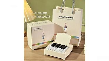 lora piano: Miniature PianoMiniature Piano Bu şirin və funksional mini piano həm — 1