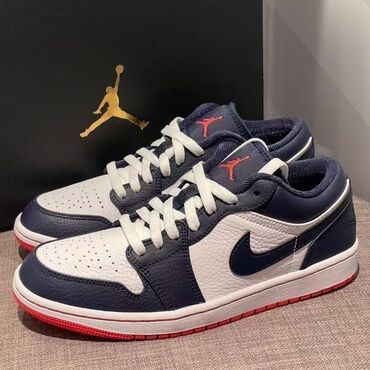 Другая женская обувь: Кроссовки Air Jordan 1 Low Доступны все размеры с 36 по 44. Новая