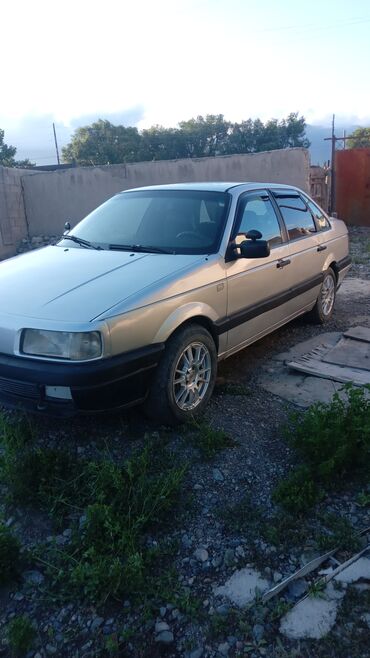 бампер пасат б3: Volkswagen Passat Variant: 1988 г., 1.8 л, Механика, Бензин, Седан