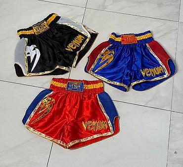 Шорты для тайского бокса Venum - Традиционный крой Muay Thai: высокая