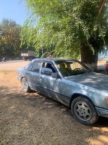 козырек 124: Mercedes-Benz W124: 1988 г., 2.6 л, Механика, Бензин, Седан — 6