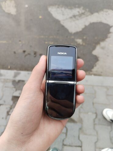 nokia n8: Nokia 1, цвет - Черный, Кнопочный