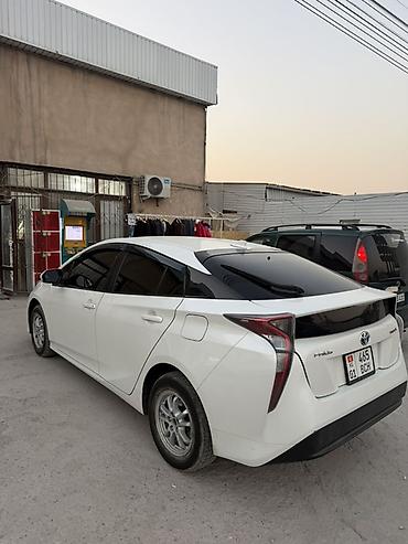 2017: Toyota Prius: 2017 г., 1.8 л, Вариатор, Гибрид, Хэтчбэк — 2