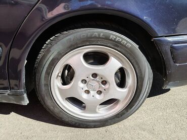 disk r14: İşlənmiş Şin Goodride 215 / 55 / R 16
