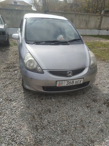 Honda: Honda Fit: 2005 г., 1.3 л, Вариатор, Бензин, Хэтчбэк