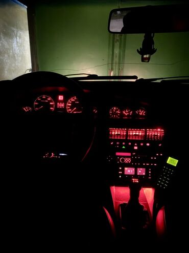 Audi: Audi A6: 1995 г., 2 л, Механика, Бензин, Седан — 5