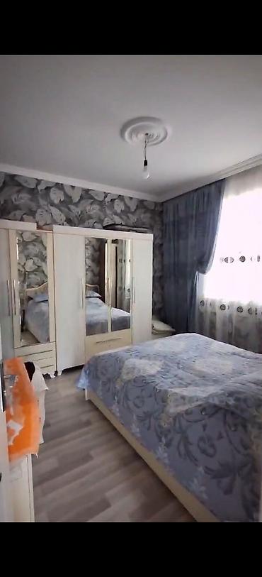 göygöl ev satılır: 3 otaqlı, 1 kv. m, Kredit var, Yeni təmirli — 5