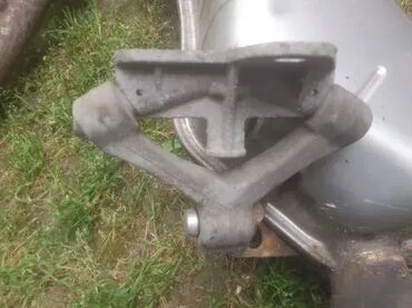 Auto delovi: Audi Qwatro izduvni sistem — 12