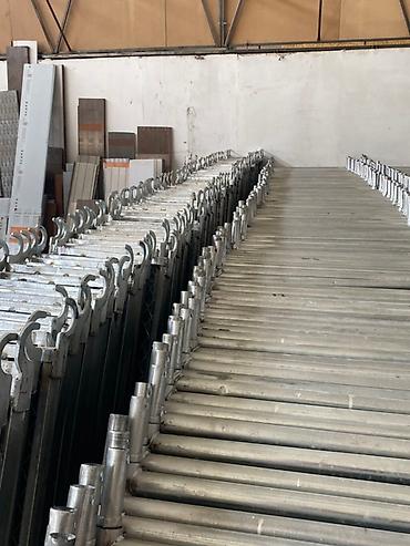 Строительные леса, стойки: Оптом и в розницу доставка погороду Оцинковка заводской Набор — 2