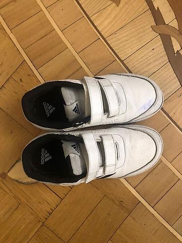 samba krasofka: Rəng - Ağ Krossovkalar, Adidas, Ölçü: 35, Uniseks — 1