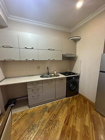 12 metrlik konteyner: Polis bolmesinin arxasında yerleşir 11-6cı mertebesi Yalnız aileye — 5