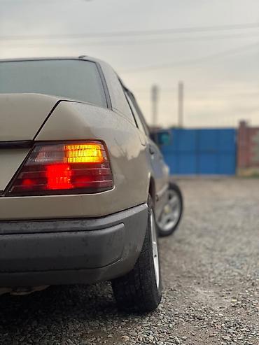 r18 резина: Mercedes-Benz W124: 1987 г., 2.3 л, Механика, Бензин, Седан — 5