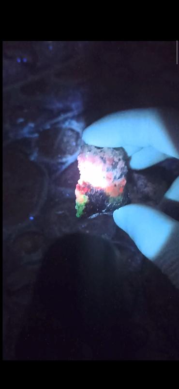 s150 satışı: Uv Rəngli Floresan Qeyri-Adi Təbii Daş Satılır 💎 Kolleksionerlərin — 10