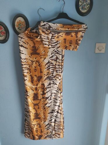 Ostala ženska odeća: Lot ženske odeće – 4 komada 1) Duga haljina, bež/nude ton - Dugi — 8