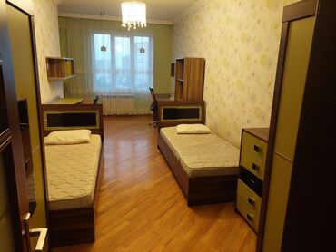 Uzunmüddətli kirayə mənzillər: 9-Mikrorayonda Tərlan Şadlıq evinin yanında 18 mərtəbəli binanın 8-ci — 4