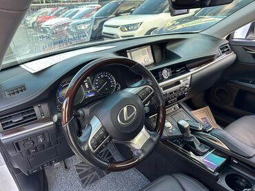 Lexus: Lexus ES: 2017 г., 2.5 л, Вариатор, Гибрид, Седан — 11