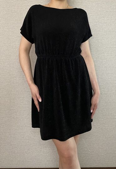 черное платье размер 38: Вечернее платье, Коктейльное, Короткая модель, Без рукавов, S (EU 36), M (EU 38)