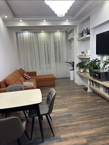 2 комнаты, 54 м², бульвар Эркиндик Индивидуалка, 4 этаж, Косметический ремонт