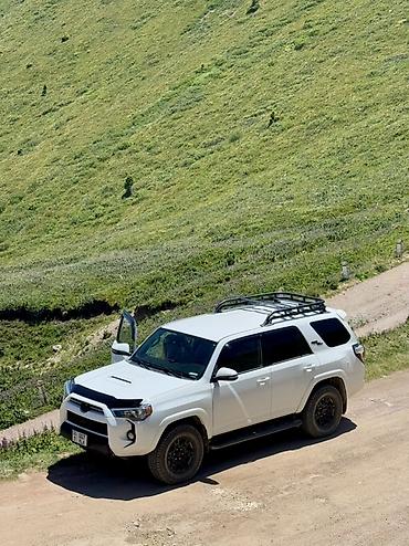 Toyota: Toyota 4Runner: 2020 г., 4 л, Автомат, Газ, Внедорожник — 1