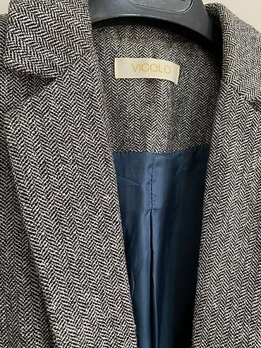 Пиджаки, жакеты: Женский набор верхней одежды и жилетов Состав лота (6 предметов): - — 4