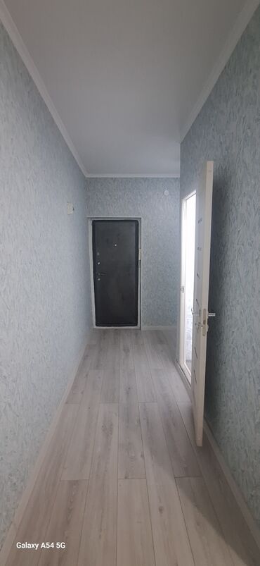 квартира с подселением для мальчиков: 1 бөлмө, Менчик ээси, Чогуу жашоосу жок, Толугу менен эмереги бар