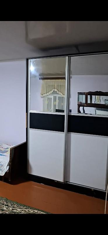 zabratda həyət evləri: Saray İnternatın kruquna yaxın evin yanindan 522,508 nömreli — 3