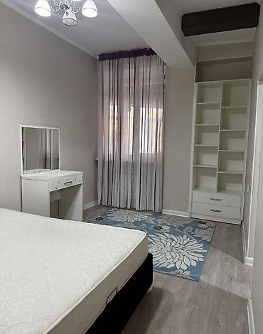 Продажа квартир: 2 комнаты, 87 м², Манаса/Боконбаева Элитка, 3 этаж, Старый ремонт at lalafo.kg — 5 Продажа квартир: 2 комнаты, 87 м², Манаса/Боконбаева Элитка, 3 этаж, Старый ремонт — 5