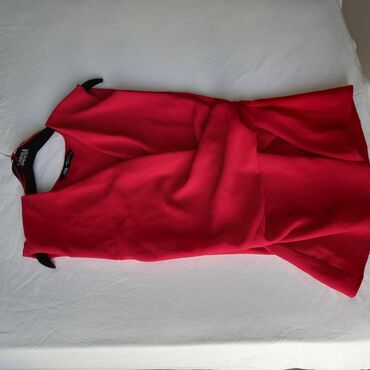 tunike za punije dame prodaja: Nova Zara bluza bez rukava, interesantnog kroja, sa strane ima