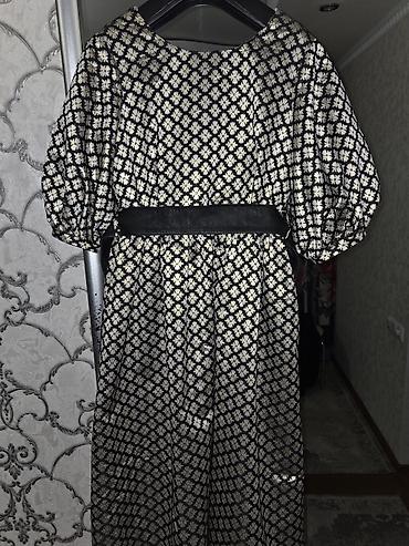 Вечерние платья: Вечернее платье, А-силуэт, Длинная модель, Шифон, С рукавами, Стразы, M — 10