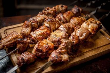 свинины: Очень вкусный и нежный шашлык из любого мяса под заказ Курица 380 сом