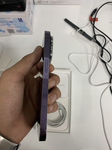 iphone 14 pro в рассрочку без переплат: IPhone 14 Pro, Колдонулган, 128 ГБ, Deep Purple, Куту, 83 %