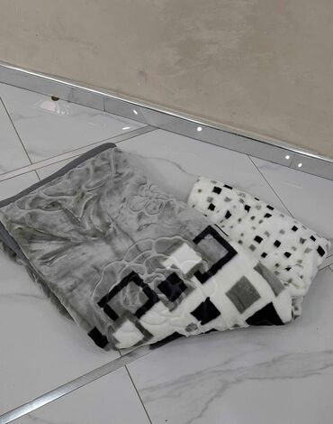 Ćebad i pokrivači: Pliš, Veličina - Bračna, bоја - Šareno — 5