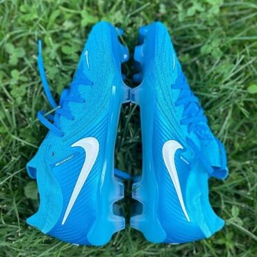 nike mercurial qadın krossovkaları: Teze model phantomluna
Razmerleri 36-45
Sumka corab hediyye 🔥