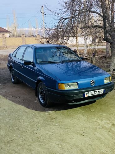 Volkswagen: Volkswagen Passat: 1989 г., 1.8 л, Механика, Бензин, Седан — 4