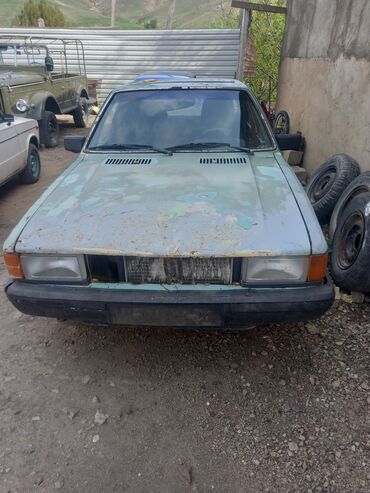 iphone 80: Audi 80: 1.8 l | 1984 il Sedan