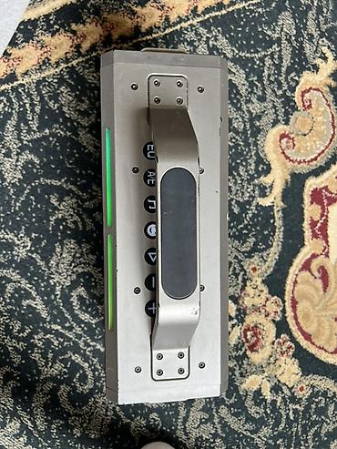 se electronics: Портативная колонка REMAXBOX в крупном корпусе с удобной ручкой для — 4