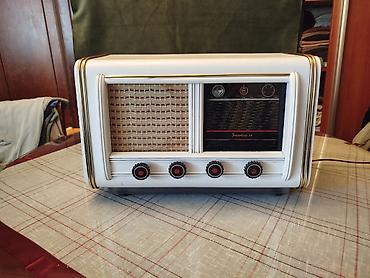 Stari uređaji: Stari,retro radio (preradjeni) lampas.Iskorisceno kuciste Drugi i — 11
