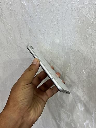 apple 13 mini: IPhone Xr, Б/у, 128 ГБ, Белый, Защитное стекло, Чехол, 74 % — 4