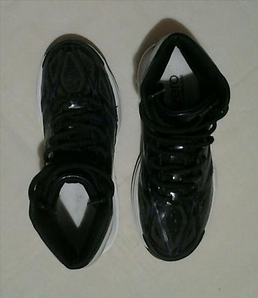 adri visina: ADIZERO ADIDAS original skupocene i vrhunske, prelepe, lagane patike — 4