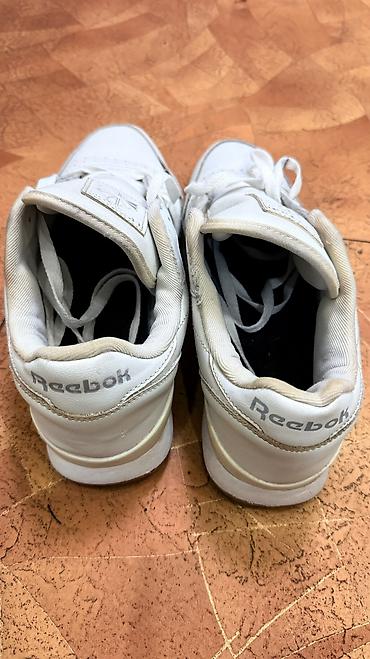 reebok 42: Мужские кроссовки, 43, Reebok, Б/у, цвет - Белый, Платная доставка — 3