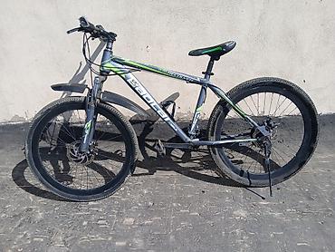 velosipedler: 26lıq velosiped biri 170 azn satılır. Ünvan Nərimanov. Elvin4452 — 4