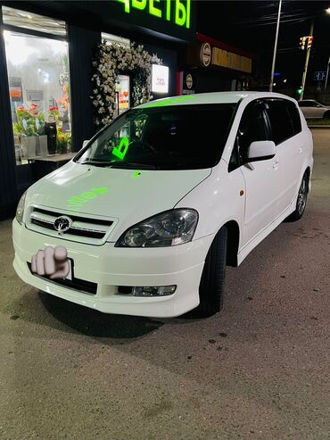 Toyota: Toyota Ipsum: 2002 г., 2.4 л, Автомат, Газ, Минивэн