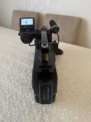 sony linza: Sony peşəkar videokamera – Full HD 1920x1080 Xüsusiyyətlər: - Sensor — 5