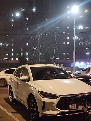 BYD: BYD E2: 2021 г., Автомат, Электромобиль, Хэтчбэк — 1