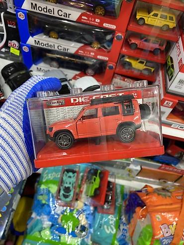 фигурки осд: Коллекционная модель внедорожника Die-Cast в масштабе 1:32. Выполнена — 1