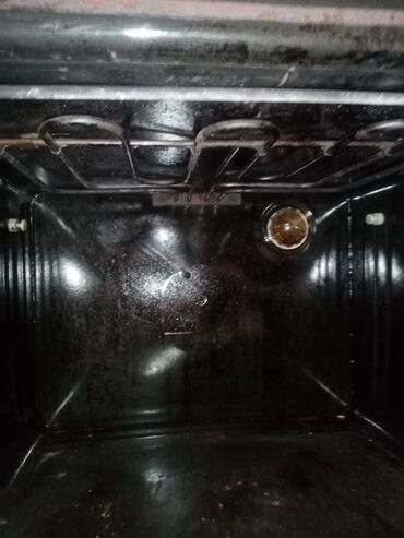 Šporeti i ugradne ploče: Elektricni sporet gorenje ringle rade, ima brzu ringlu, rerna greje — 9