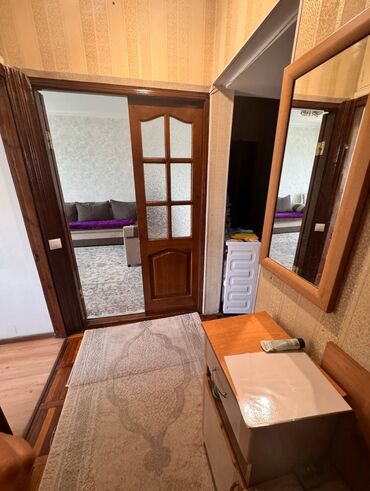 квартиры в районе восток 5: 3 комнаты, 62 м², 105 серия, 4 этаж, Старый ремонт