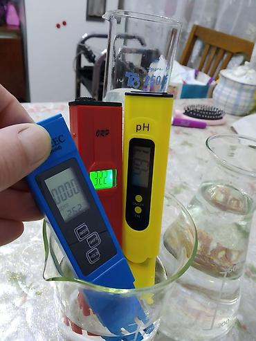 чемеричная вода: H2О. Дистилированная вода. Содержание солей 0 PPM. Применяется: для — 6
